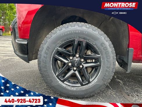 Used 2021 Chevrolet Silverado 1500 Custom Trail Boss w/ LPO, Dark Essentials Package AWD/4WD image 32