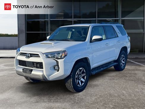 Used 2023 Toyota 4Runner TRD Off-Road image 7