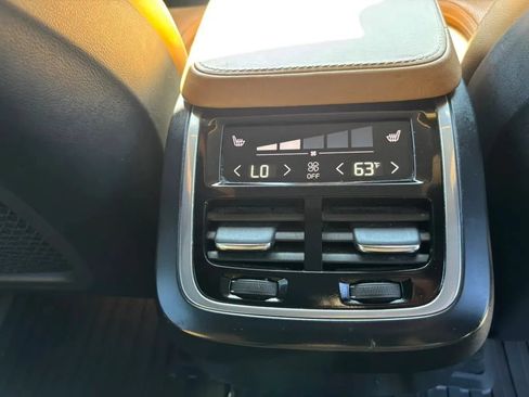 Used 2017 Volvo XC90 T6 Inscription w/ Convenience Package AWD/4WD image 21