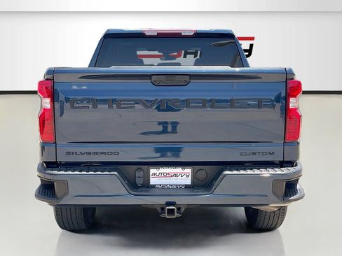 Used 2022 Chevrolet Silverado 1500 Custom RWD image 6
