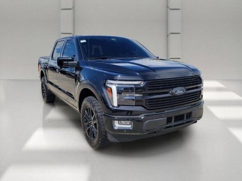 Used 2025 Ford F150 Platinum w/ Equipment Group 702A High AWD/4WD image 3