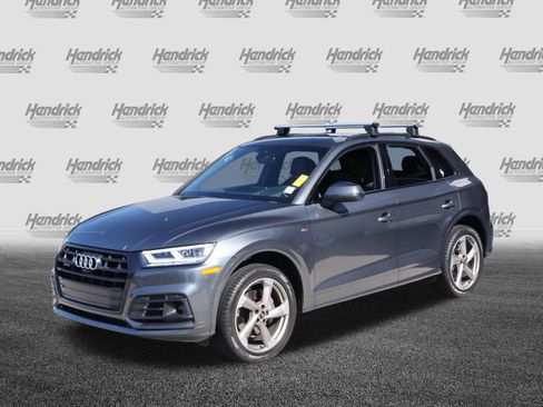 Used 2020 Audi Q5 2.0T Titanium Prestige w/ Prestige Package AWD/4WD image 5