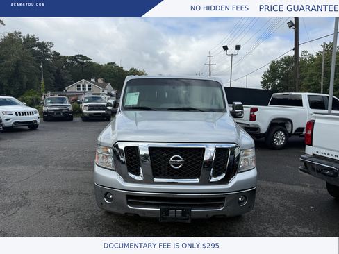 Used 2012 Nissan NV 3500 SL w/ Technology Pkg image 7