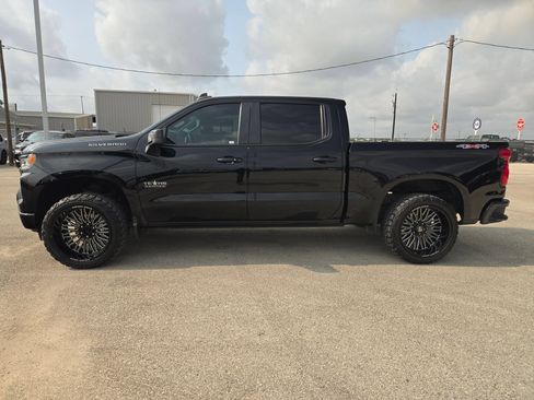 Used 2024 Chevrolet Silverado 1500 RST AWD/4WD image 6