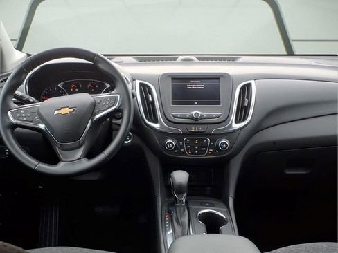 Certified 2024 Chevrolet Equinox LT w/ LPO, Floor Liner Package FWD image 11