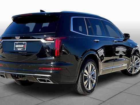 Used 2023 Cadillac XT6 Premium Luxury w/ Technology Package image 12