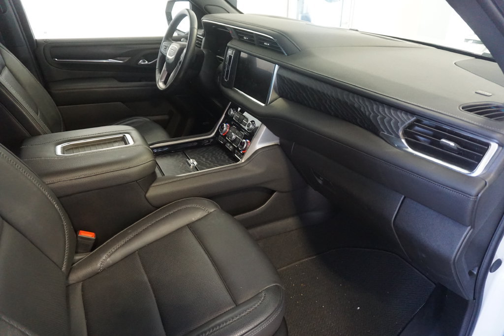 Used 2024 GMC Yukon Denali AWD/4WD image 26
