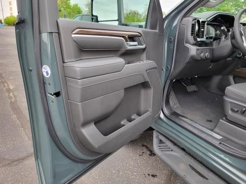 New 2026 Chevrolet Silverado 2500 LT w/ Trail Boss Package AWD/4WD image 5
