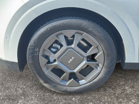 Used 2025 Kia Carnival SX image 15