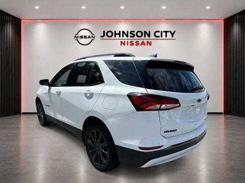 Used 2022 Chevrolet Equinox RS w/ Infotainment Package AWD/4WD image 7