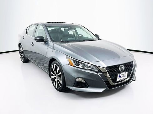 Used 2020 Nissan Altima 2.5 SR w/ Premium Package AWD/4WD image 1