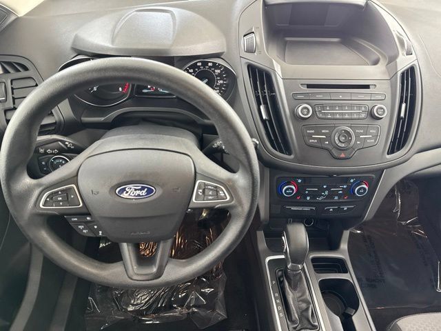 Used 2018 Ford Escape SE w/ Ford Safe & Smart Package FWD image 22