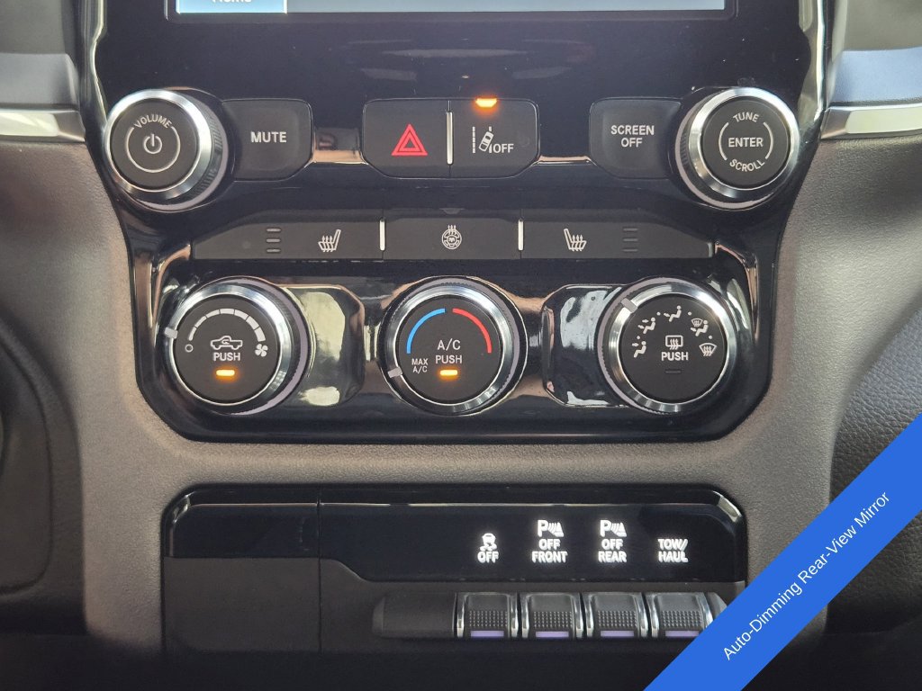 Used 2025 RAM 1500 Big Horn AWD/4WD image 23