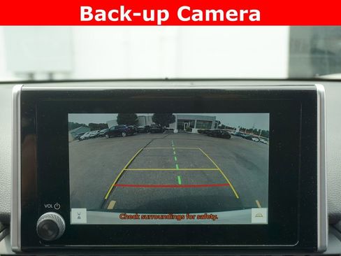Used 2025 Toyota RAV4 LE AWD/4WD image 6