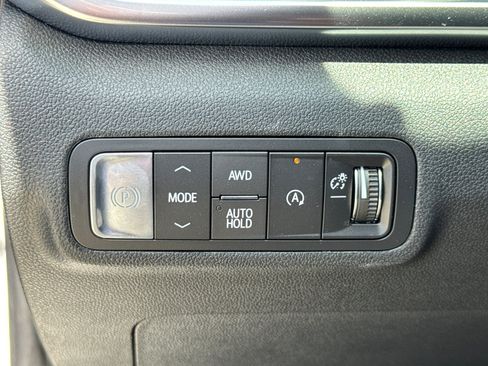 New 2026 GMC Terrain Elevation w/ Technology Package II AWD/4WD image 30