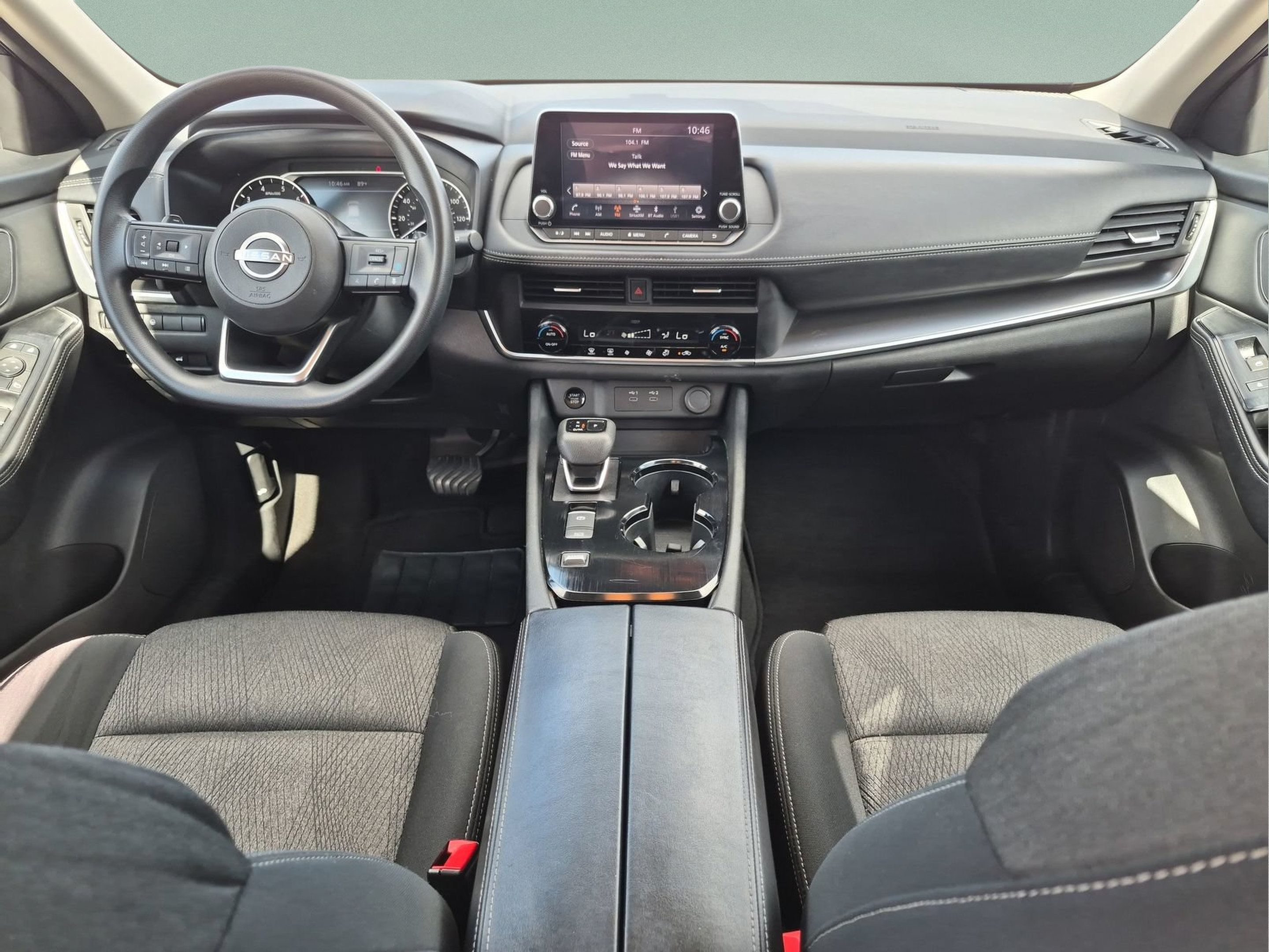 Used 2024 Nissan Rogue SV FWD image 28