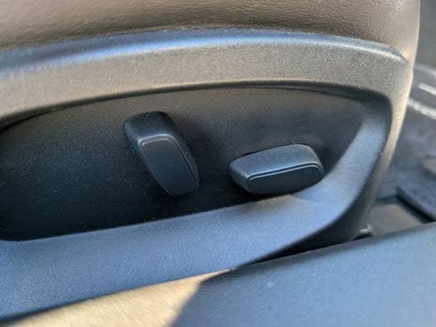 Used 2017 Chevrolet Corvette Stingray Coupe w/ 1LT image 25