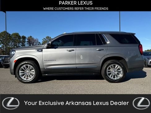 Used 2021 GMC Yukon SLT w/ SLT Premium Package image 1
