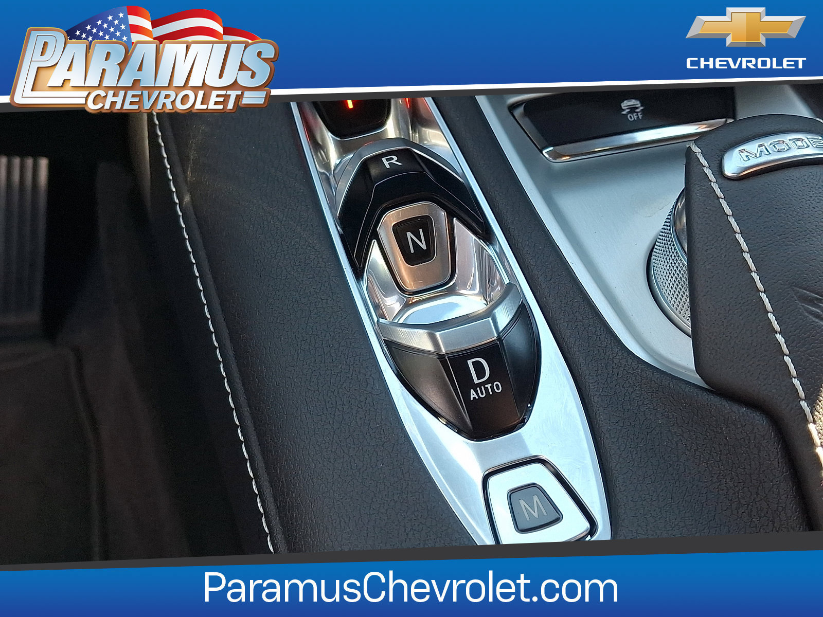 Used 2025 Chevrolet Corvette Stingray Coupe w/ 1LT RWD image 12