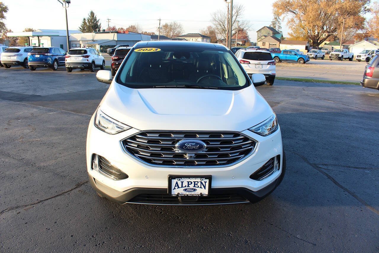 Used 2023 Ford Edge Titanium w/ Equipment Group 301A AWD/4WD image 15
