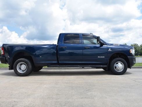 Used 2022 RAM 3500 Tradesman AWD/4WD image 3