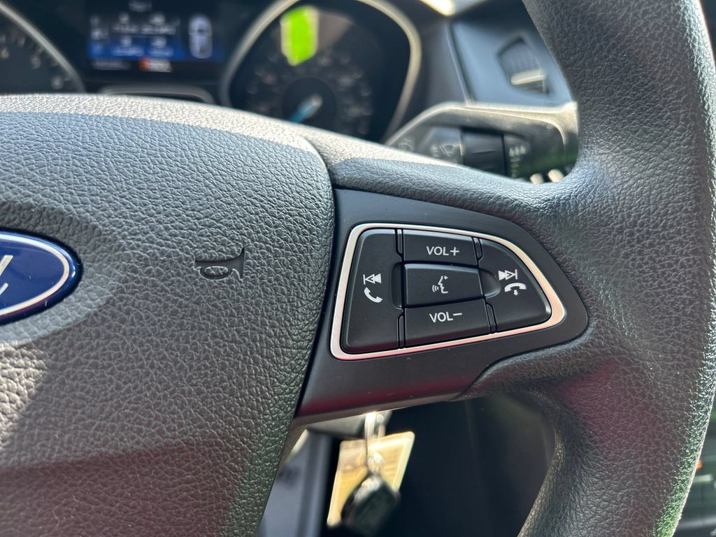 Used 2015 Ford Focus S FWD image 22
