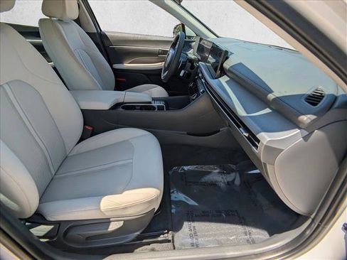 Used 2024 Hyundai Sonata SEL FWD image 19