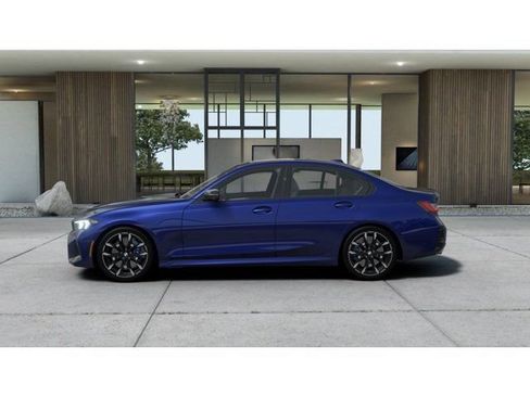 New 2026 BMW 330i xDrive Sedan w/ M Sport Package AWD/4WD image 4