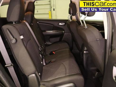 Used 2019 Dodge Journey SE w/ Blacktop Package image 21
