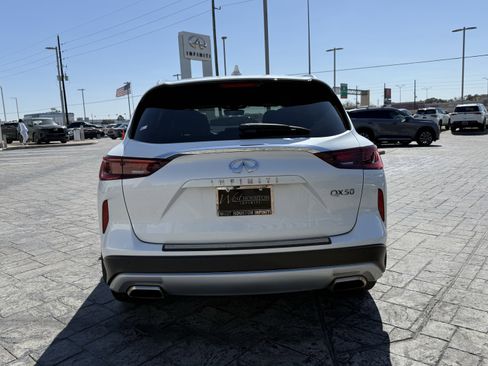 Certified 2023 INFINITI QX50 Luxe w/ Cargo Package image 6