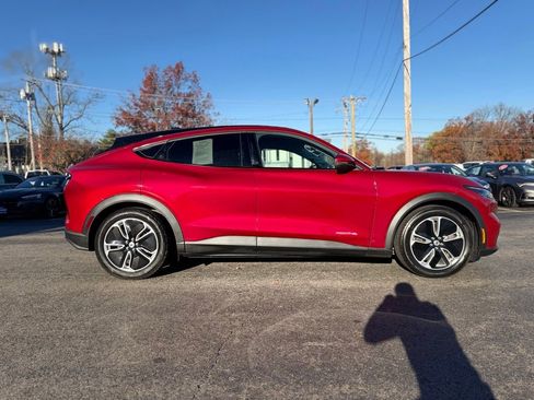 Used 2021 Ford Mustang Mach-E Select w/ Comfort/Appearance Package image 9