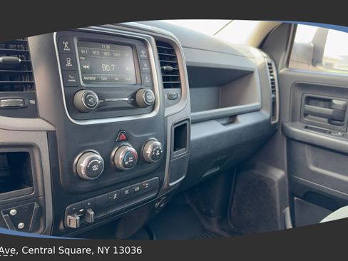 Used 2015 RAM 3500 Tradesman w/ Chrome Appearance Group AWD/4WD image 12