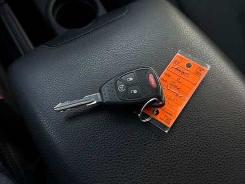 Used 2016 Jeep Wrangler Unlimited Sahara w/ Connectivity Group image 3