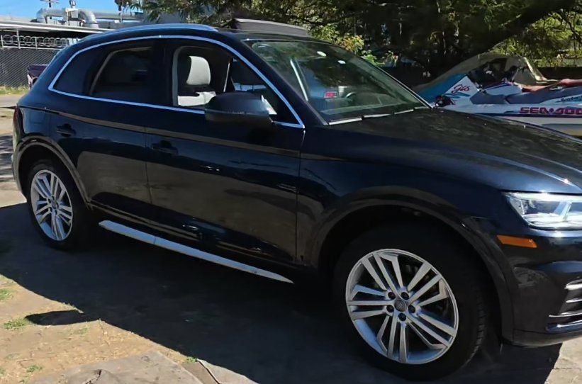 Used 2018 Audi Q5 2.0T Premium Plus w/ Premium Plus Package AWD/4WD image 5