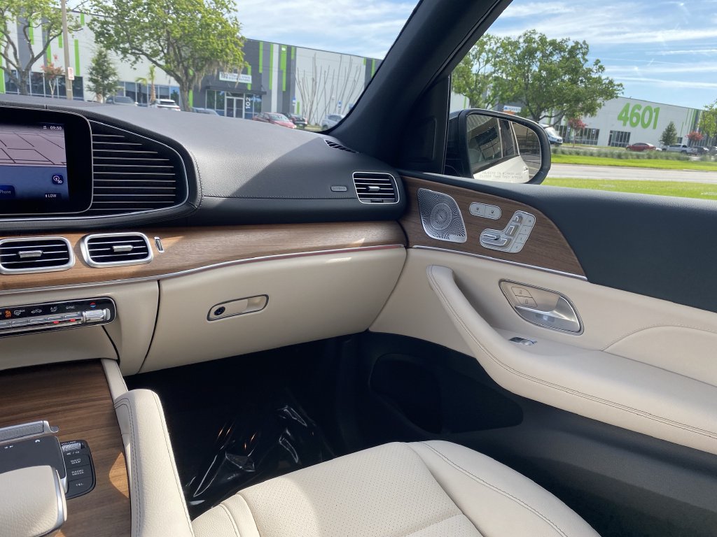 Used 2026 Mercedes-Benz GLE 350 4MATIC image 4