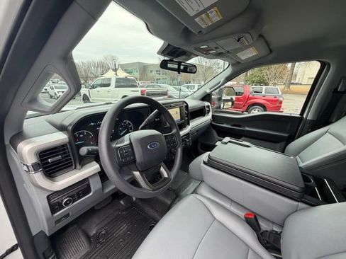 New 2026 Ford F450 XL w/ XL Chrome Package image 17