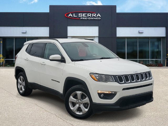 Used 2017 Jeep Compass Latitude w/ Popular Equipment Group AWD/4WD image 1