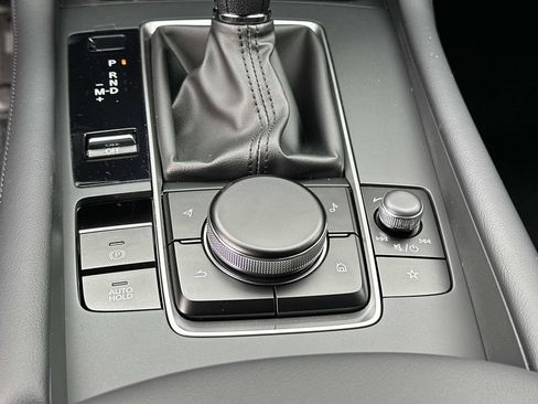 New 2026 MAZDA MAZDA3 s FWD image 15