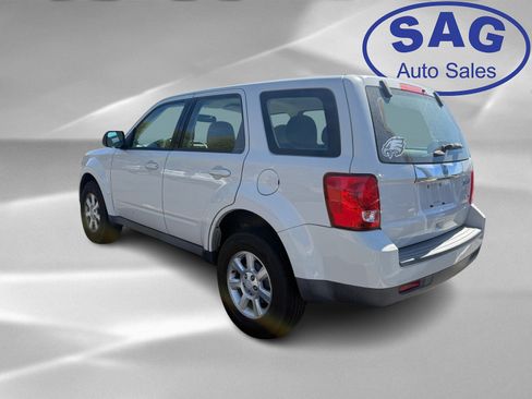 Used 2011 MAZDA Tribute i Sport image 4