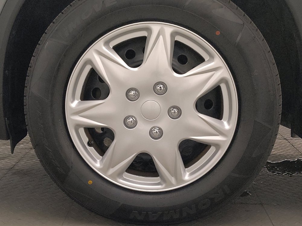 Used 2019 Nissan Rogue S FWD image 31
