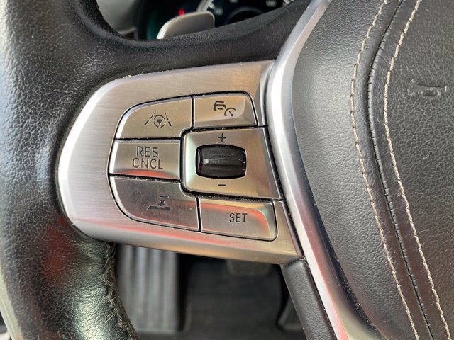 Used 2016 BMW 750i xDrive AWD/4WD image 20