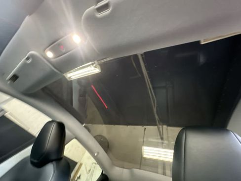 Used 2026 Tesla Model Y AWD image 17