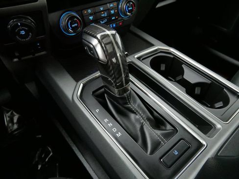 Used 2019 Ford F150 Raptor w/ Equipment Group 802A Luxury AWD/4WD image 31