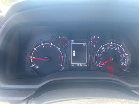 Used 2022 Toyota 4Runner SR5 image 16