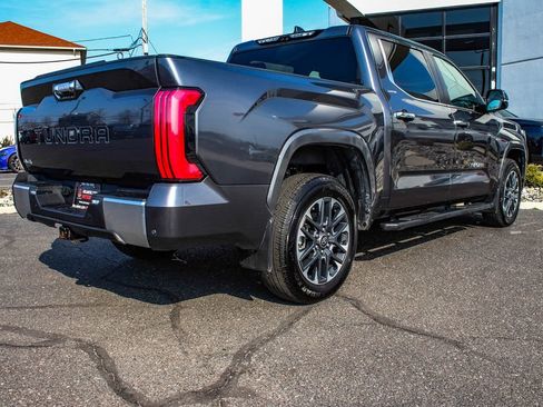 Used 2025 Toyota Tundra Limited AWD/4WD image 6