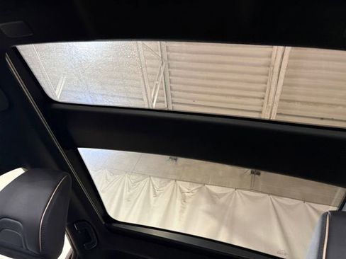 Used 2023 Toyota Crown Limited image 14