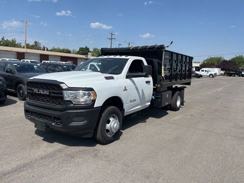 New 2022 RAM 3500 Tradesman image 1
