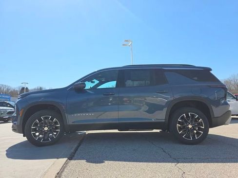 New 2026 Chevrolet Traverse LT w/ Sun and Wheel Package image 14