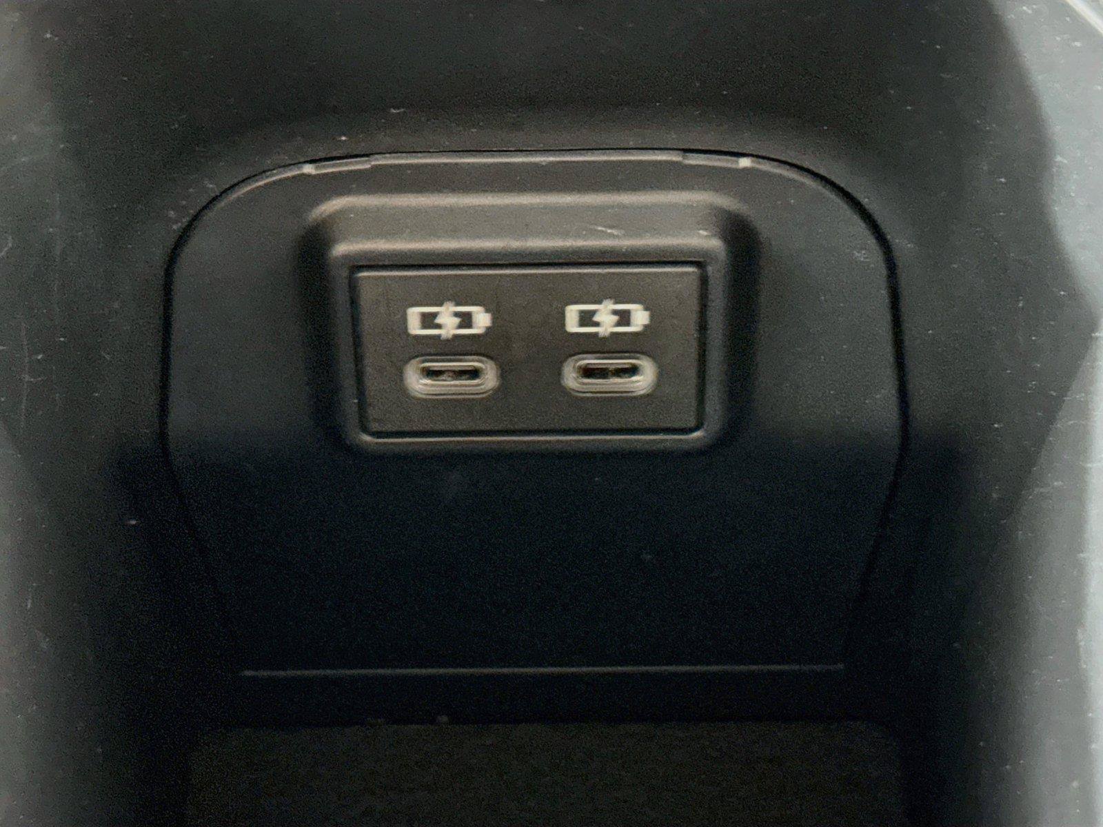 Certified 2025 Toyota RAV4 XLE FWD image 32