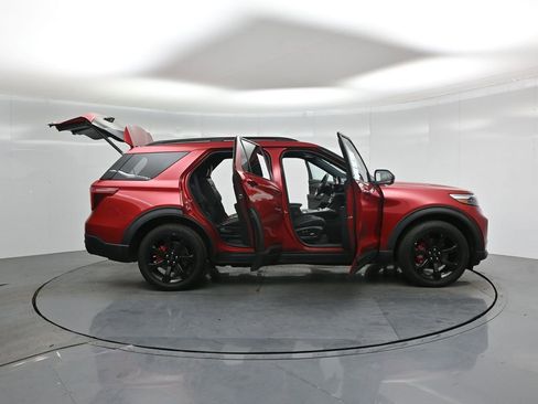 Used 2020 Ford Explorer ST w/ ST Street Pack image 4